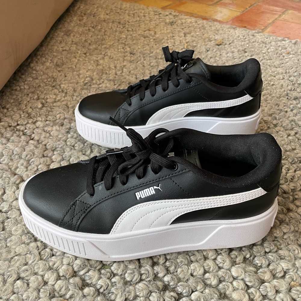 Puma Carmen L Women Size 9 Black and White Platform Shoes